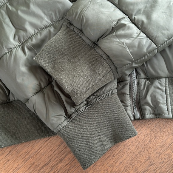 Quilted bomber spring jackets - Picture 3 of 6